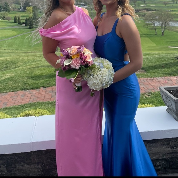 Show me your Mumu maxi dress with slit - Picture 2 of 4